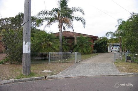 5 Tyaran Cl, Buff Point, NSW 2262