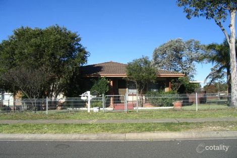 7 Bradfield Cres, Bonnyrigg, NSW 2177