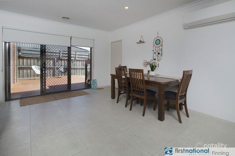 Property photo of 39 Hayton Park Boulevard Cranbourne West VIC 3977