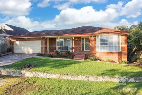 4 Garden Ct, Berwick, VIC 3806