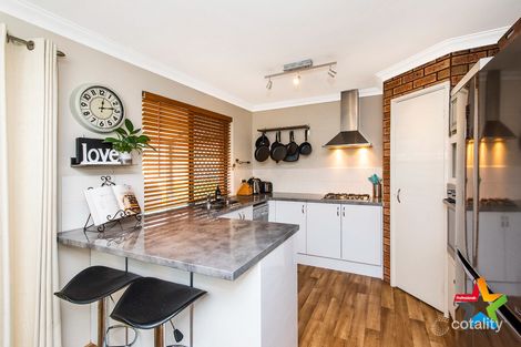 Property photo of 4/64 Ivanhoe Street Bassendean WA 6054