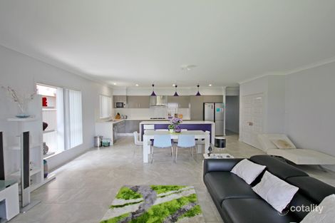 Property photo of 32 Winter Street Denham Court NSW 2565
