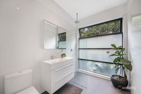 Property photo of 18 Corella Street Freshwater NSW 2096