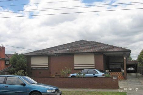 10 Surrey St, Hadfield, VIC 3046
