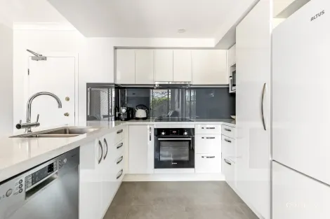 Property photo of 56 Wharf Street Kangaroo Point QLD 4169