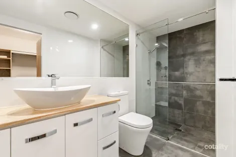 Property photo of 56 Wharf Street Kangaroo Point QLD 4169