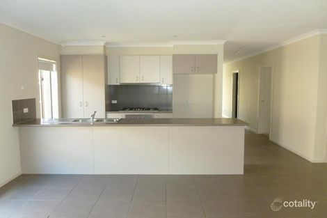 Property photo of 39 Eagle Way Deer Park VIC 3023