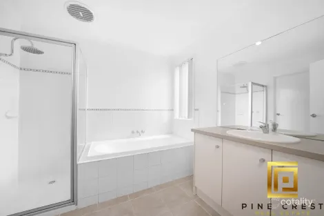 Property photo of 72 Edgevale Way Tarneit VIC 3029