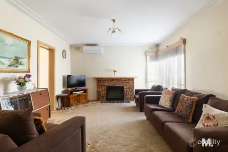 Property photo of 74 Middle Street Hadfield VIC 3046