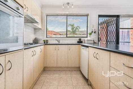 Property photo of 15 McCabe Crescent Sunbury VIC 3429