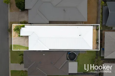 Property photo of 32 Hiddenvale Circuit Yarrabilba QLD 4207