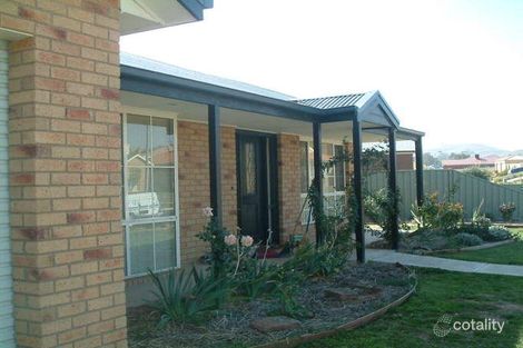 5 Cambridge Dr, Mansfield, VIC 3722
