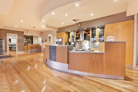Property photo of 10 Golf Links Drive Yarrambat VIC 3091