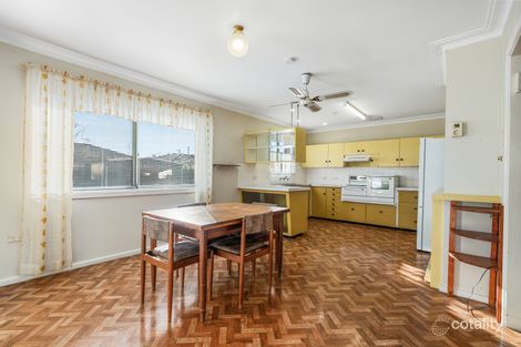 Property photo of 15 James Cook Crescent Orange NSW 2800