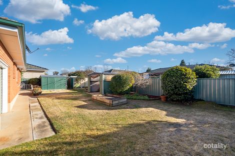 Property photo of 15 James Cook Crescent Orange NSW 2800