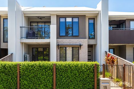 Property photo of 18 Garragull Drive Yarrabilba QLD 4207