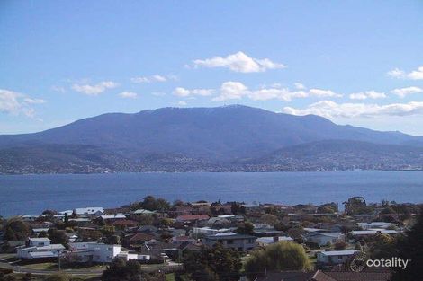 Property photo of 476 Oceana Drive Howrah TAS 7018