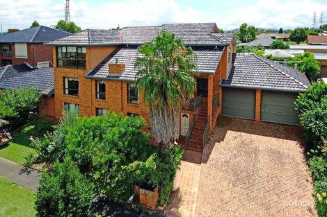 Property photo of 45 Thompson Circuit Mill Park VIC 3082