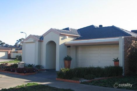 8 Sheffield Ct, Cairnlea, VIC 3023