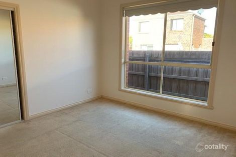 Property photo of 3 Pinelea Court Roxburgh Park VIC 3064