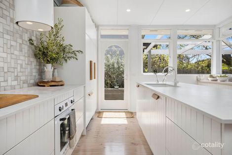 Property photo of 8 Hall Street Flinders VIC 3929