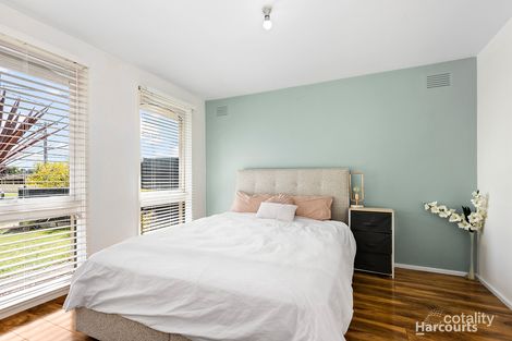 Property photo of 10 Inglebrae Court Noble Park North VIC 3174