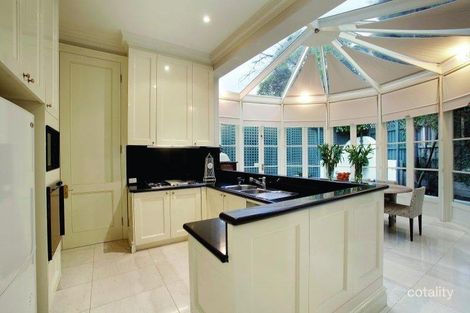 Property photo of 42A Lansell Road Toorak VIC 3142