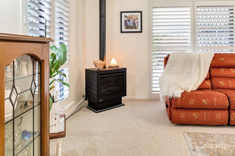 Property photo of 12 Lindsay Avenue Valley View SA 5093