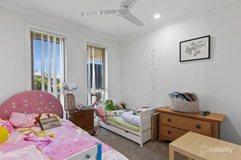 Property photo of 15 Broadleaf Place Ningi QLD 4511