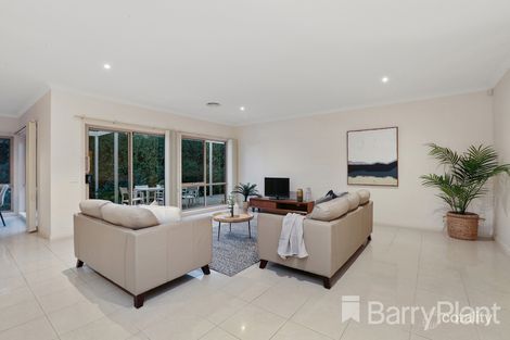 Property photo of 3 Shoubra Drive Highton VIC 3216