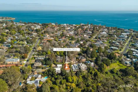 Property photo of 5 Sweetfern Dell Frankston South VIC 3199