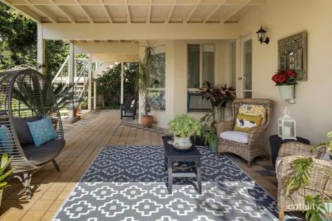 Property photo of 5 Sweetfern Dell Frankston South VIC 3199