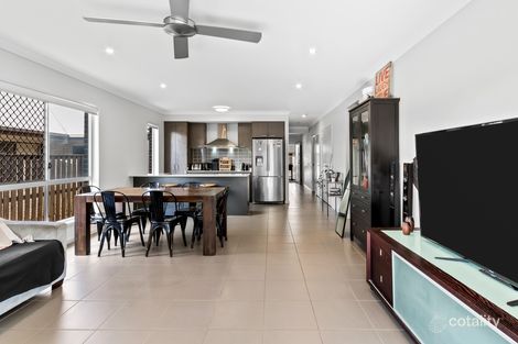 Property photo of 22 Frederick Place Park Ridge QLD 4125
