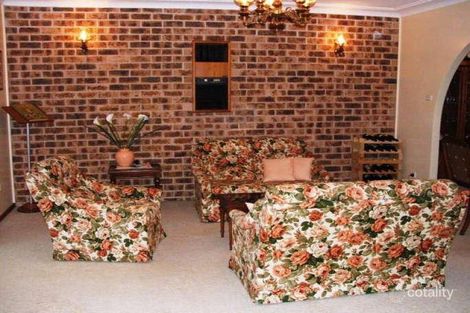 Property photo of 27 Spotted Gum Grove Thornton NSW 2322