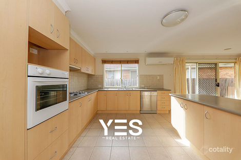Property photo of 1A Daniher Close Berwick VIC 3806