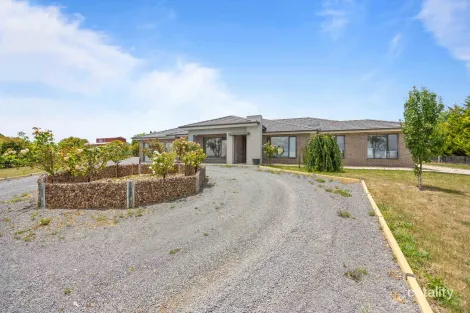 49 Madden Rd, Cardigan Village, VIC 3352