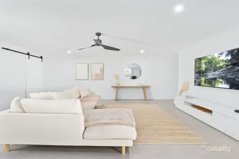 Property photo of 1/63 Montezuma Drive Burleigh Waters QLD 4220