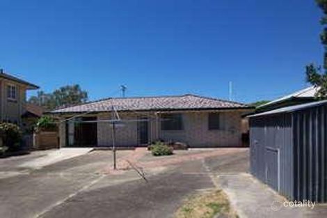 Property photo of 22 Aloomba Court Redcliffe QLD 4020