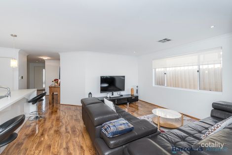 Property photo of 3/116 Elliot Road Hocking WA 6065