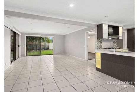 Property photo of 3 Butcherbird Court Narangba QLD 4504