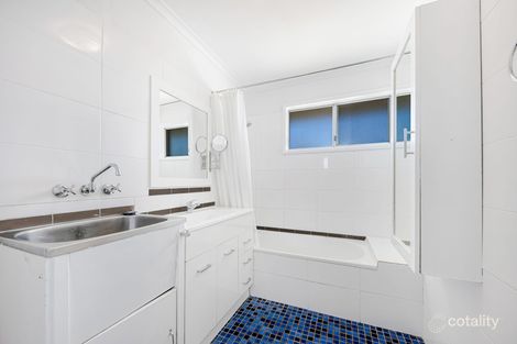 Property photo of 2/3 Akeringa Place Mooloolaba QLD 4557