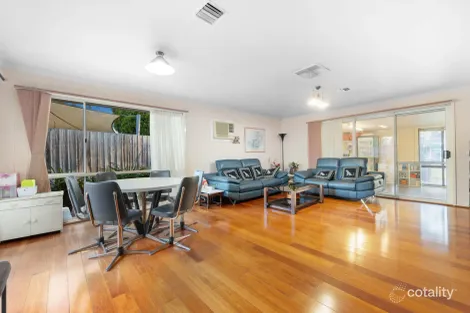 Property photo of 4 Julie Close Wantirna South VIC 3152