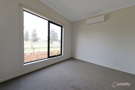 Property photo of 6 Newbridge Boulevard Wallan VIC 3756