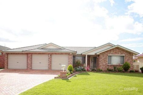 Property photo of 23 Balmaringa Place Taree NSW 2430