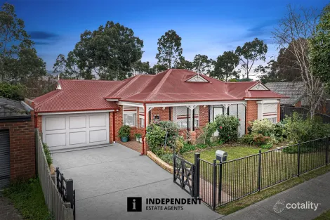 118 Lawless Dr, Cranbourne North, VIC 3977