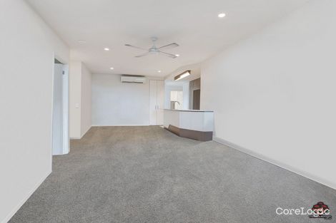 Property photo of 104/58 Manilla Street East Brisbane QLD 4169