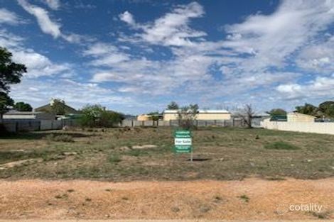 16 Sewell St, Kellerberrin, WA 6410