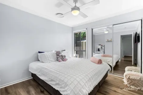 Property photo of 8 Bottlebrush Drive Deebing Heights QLD 4306