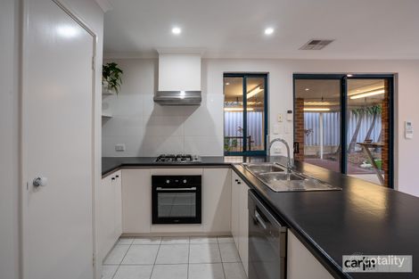 Property photo of 8 Callara Vista Success WA 6164