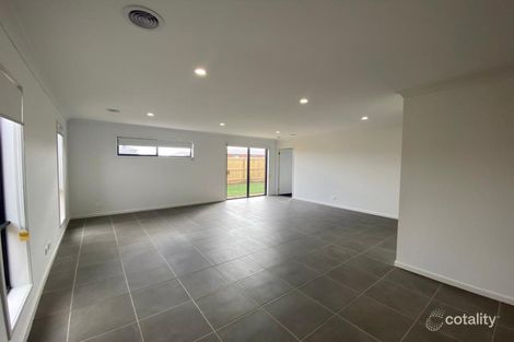 Property photo of 13 Boxer Drive Wyndham Vale VIC 3024